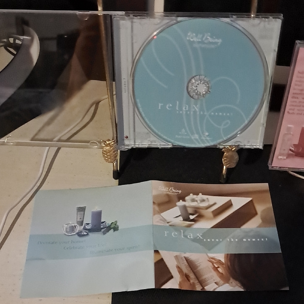 PartyLite Relax and Sensual CD Set - Blue and Pink Covers - Picture 5 of 7